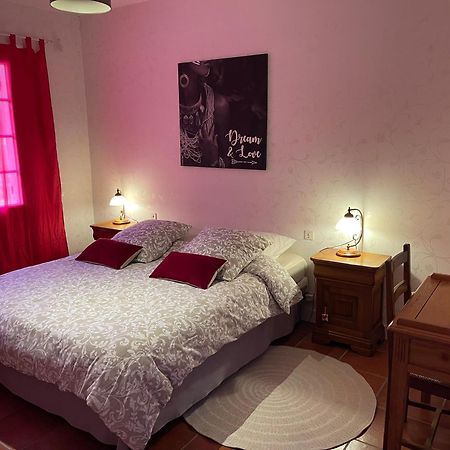 Bretagne-de-Marsan La Belle Chaumiere Bed & Breakfast エクステリア 写真