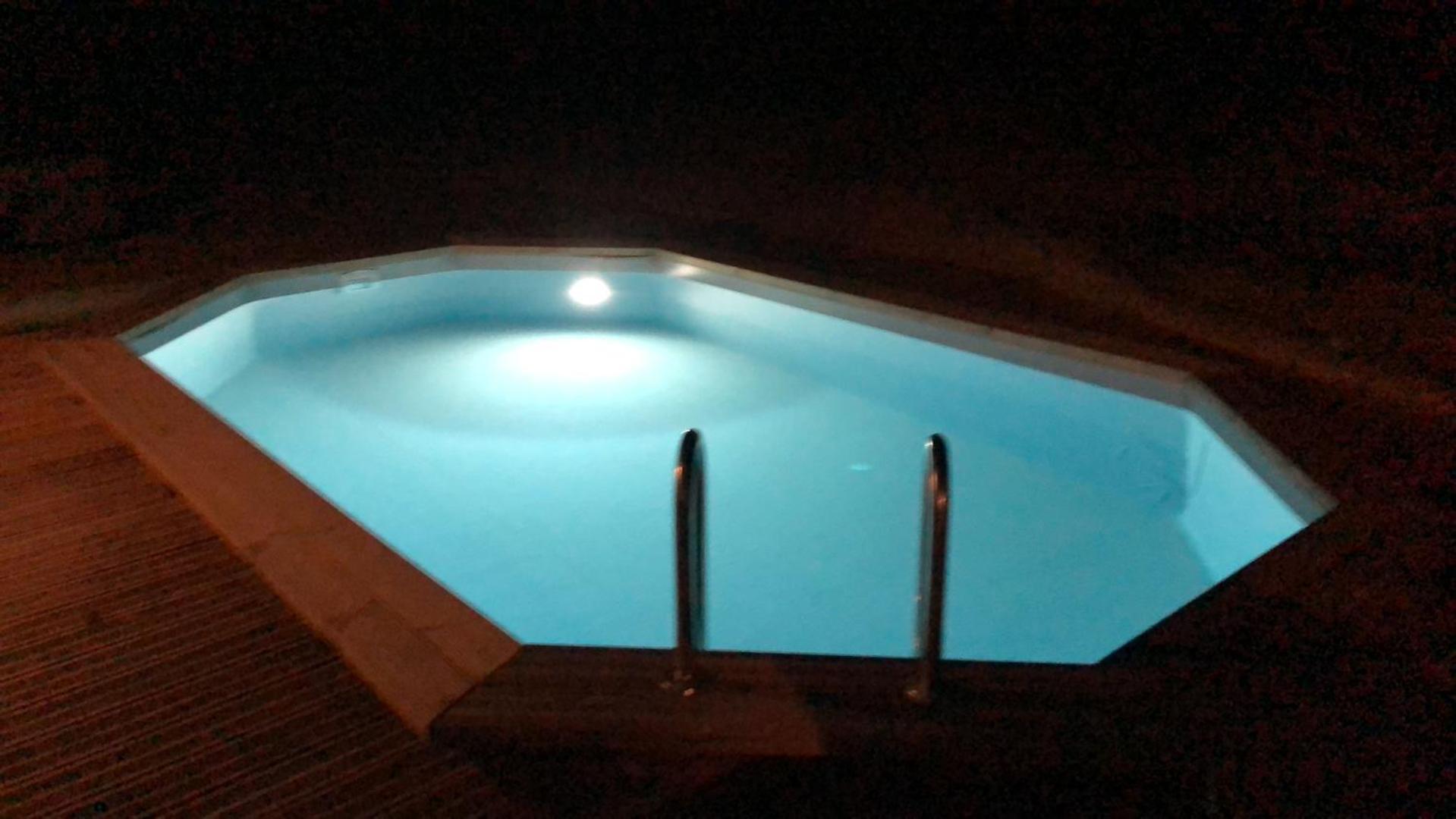 Bretagne-de-Marsan La Belle Chaumiere Bed & Breakfast エクステリア 写真