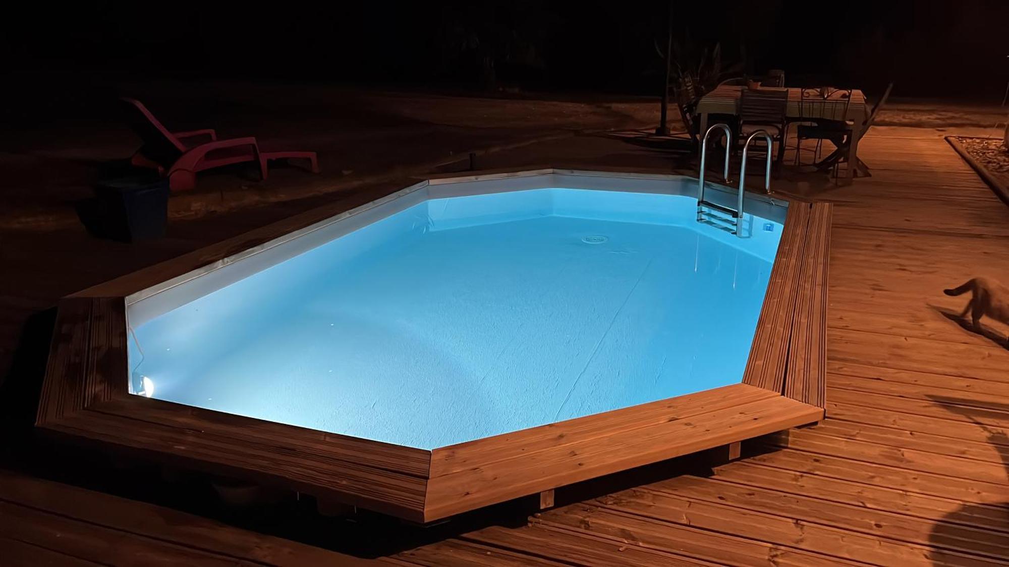 Bretagne-de-Marsan La Belle Chaumiere Bed & Breakfast エクステリア 写真
